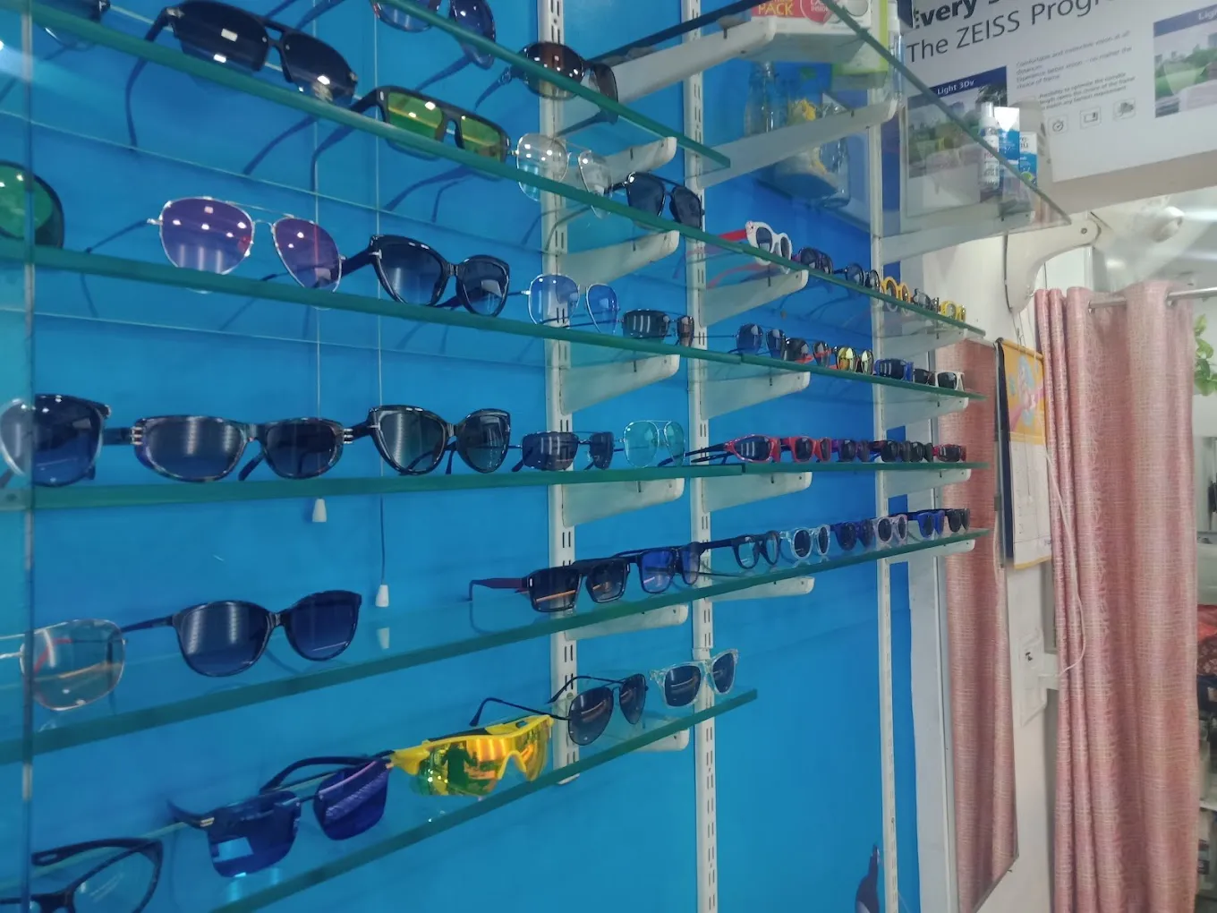 Super Optics, Thirumullaivoyal